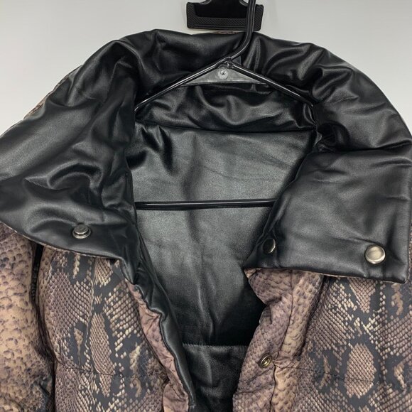 BlankNYC Puffer Jacket Reversible Black Snake Faux Leather - Picture 16 of 16